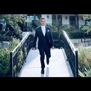 Meet your Posher, Chris